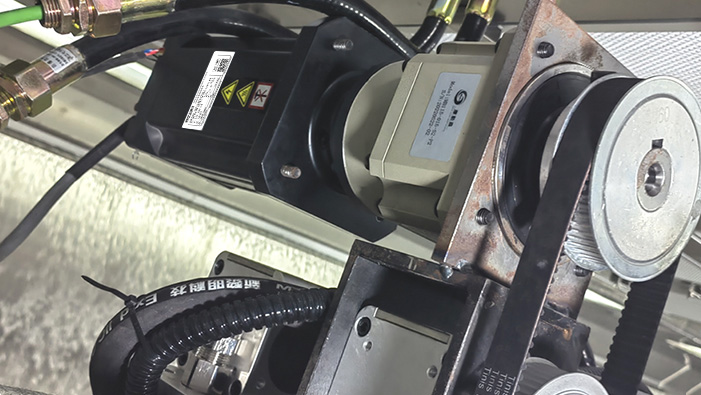 防爆伺服電機(jī)在自動(dòng)車標(biāo)噴涂車間方案